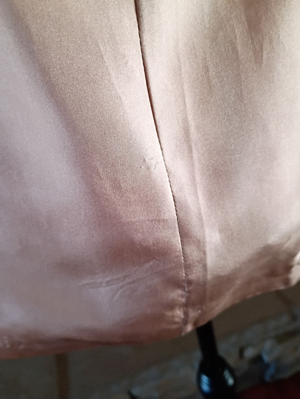 J. Crew 100% Silk Beige Tan Pink Mauve Ruffled Button Sleeveless Top Size 6 - Picture 12 of 16